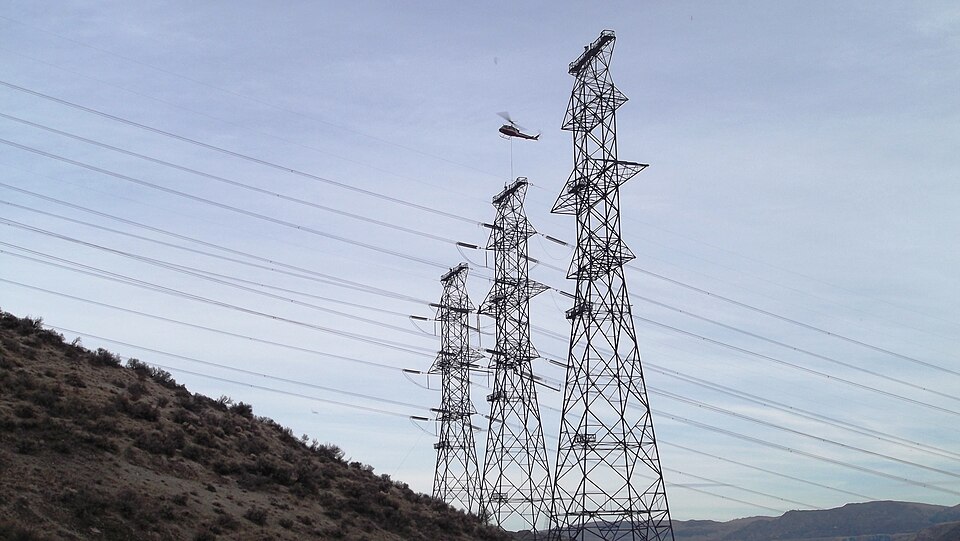 File:New overhead transmission line construction - Flickr - brewbooks.jpg