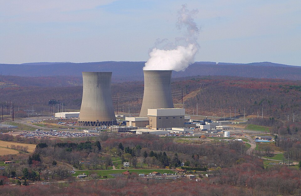 File:Susquehanna Steam Electric Station from Council Cup 2.JPG